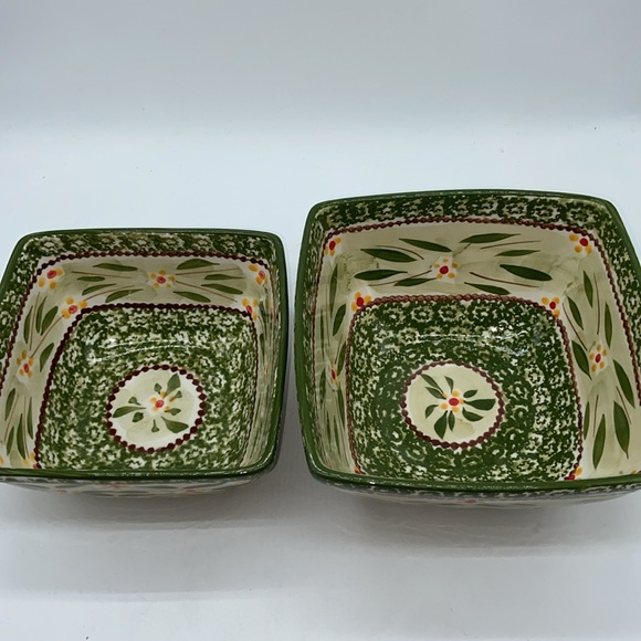 2 Temp-tations Nesting Snack Serving Bowls - Picture 2 of 6